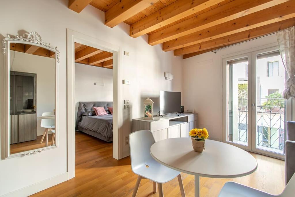 Maison Latino 7 By Welc Тревізо Екстер'єр фото